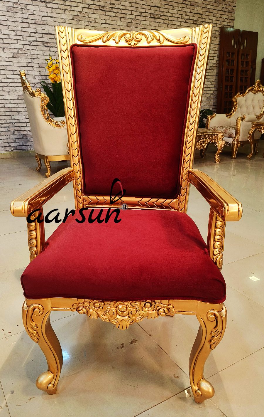 Amazing Bedroom Chairs Set with Round Table view 9